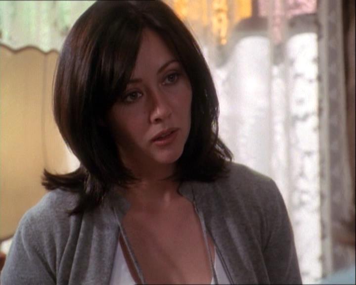 Charmed-Online-dot-net_122DejaVuAllOverAgain1590.jpg Charmed-Online-dot-net_122DejaVuAllOverAgain1590.jpg