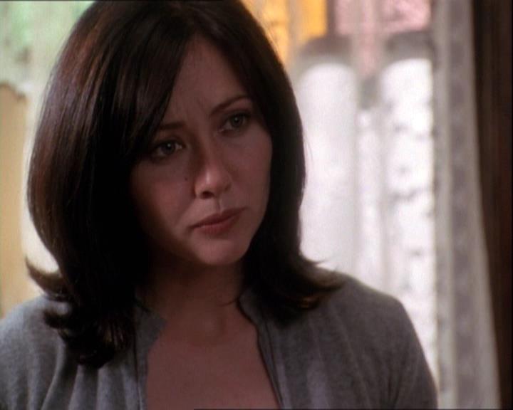 Charmed-Online-dot-net_122DejaVuAllOverAgain1594.jpg Charmed-Online-dot-net_122DejaVuAllOverAgain1594.jpg