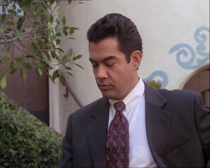 Charmed-Online-dot-net_122DejaVuAllOverAgain1606.jpg Charmed-Online-dot-net_122DejaVuAllOverAgain1606.jpg