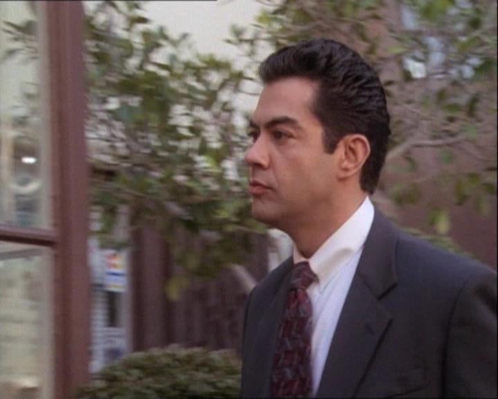 Charmed-Online-dot-net_122DejaVuAllOverAgain1608.jpg Charmed-Online-dot-net_122DejaVuAllOverAgain1608.jpg