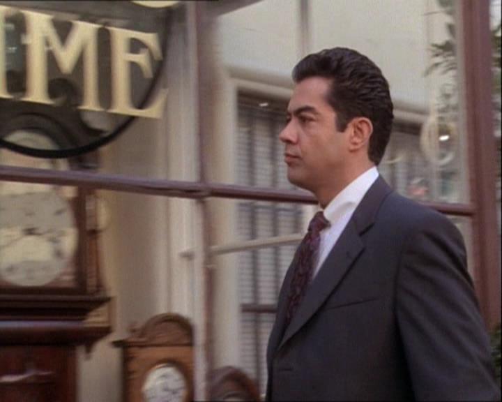 Charmed-Online-dot-net_122DejaVuAllOverAgain1609.jpg Charmed-Online-dot-net_122DejaVuAllOverAgain1609.jpg