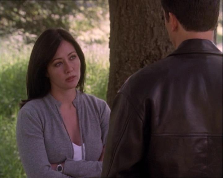 Charmed-Online-dot-net_122DejaVuAllOverAgain1678.jpg Charmed-Online-dot-net_122DejaVuAllOverAgain1678.jpg