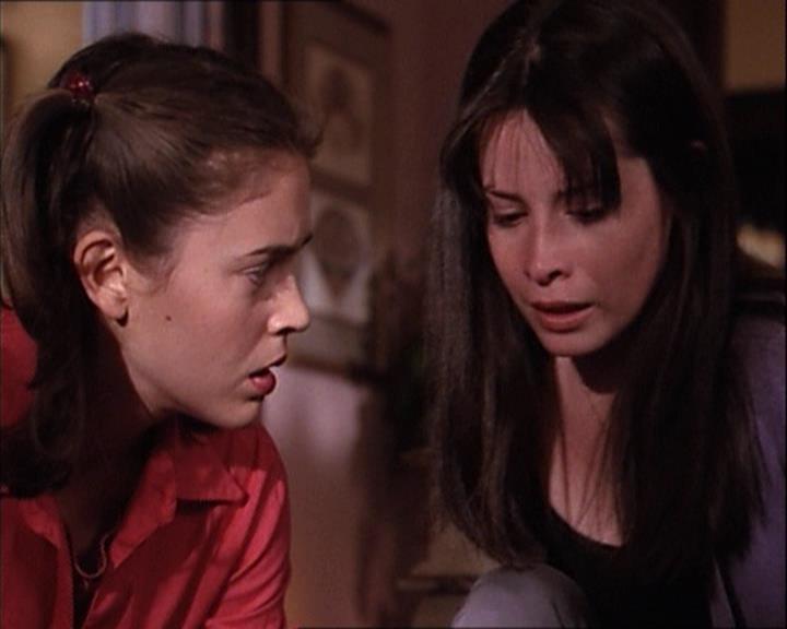 Charmed-Online-dot-net_122DejaVuAllOverAgain1799.jpg Charmed-Online-dot-net_122DejaVuAllOverAgain1799.jpg