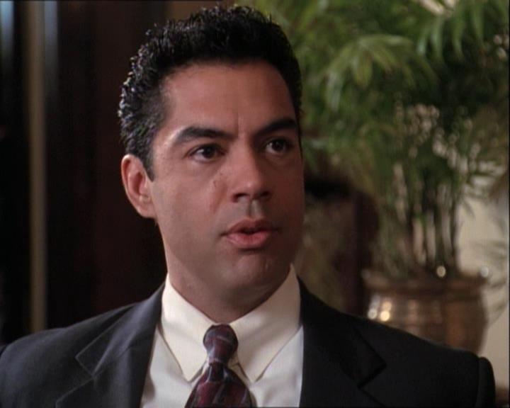 Charmed-Online-dot-net_122DejaVuAllOverAgain1848.jpg Charmed-Online-dot-net_122DejaVuAllOverAgain1848.jpg