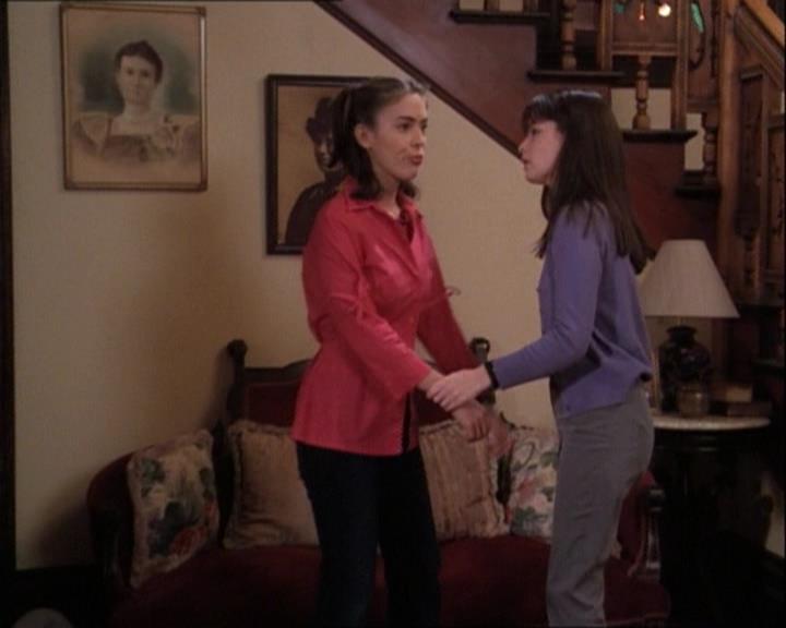 Charmed-Online-dot-net_122DejaVuAllOverAgain1875.jpg Charmed-Online-dot-net_122DejaVuAllOverAgain1875.jpg