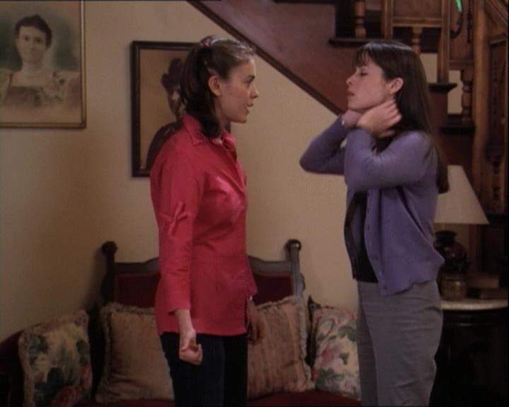 Charmed-Online-dot-net_122DejaVuAllOverAgain1877.jpg Charmed-Online-dot-net_122DejaVuAllOverAgain1877.jpg