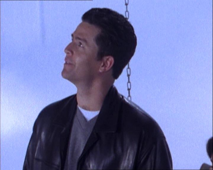 Charmed-Online-dot-net_122DejaVuAllOverAgain1909.jpg Charmed-Online-dot-net_122DejaVuAllOverAgain1909.jpg