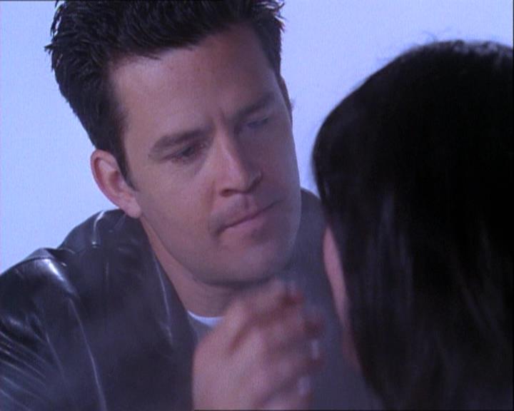 Charmed-Online-dot-net_122DejaVuAllOverAgain1979.jpg Charmed-Online-dot-net_122DejaVuAllOverAgain1979.jpg