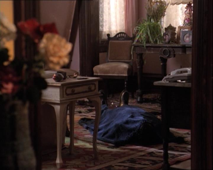 Charmed-Online-dot-net_122DejaVuAllOverAgain2008.jpg Charmed-Online-dot-net_122DejaVuAllOverAgain2008.jpg