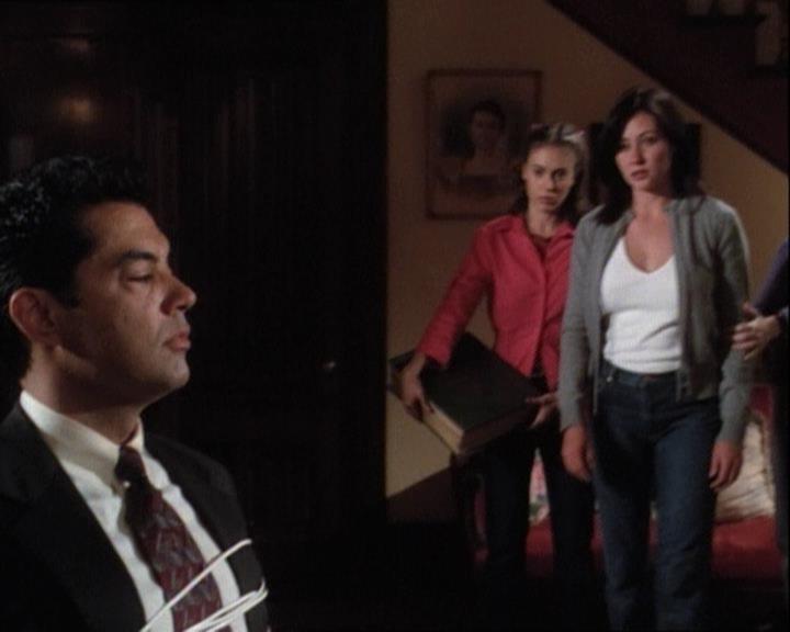 Charmed-Online-dot-net_122DejaVuAllOverAgain2098.jpg Charmed-Online-dot-net_122DejaVuAllOverAgain2098.jpg