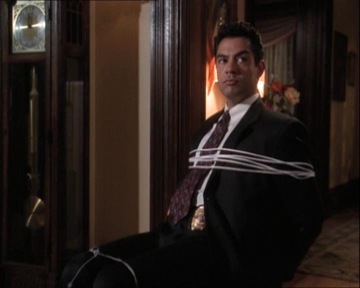 Charmed-Online-dot-net_122DejaVuAllOverAgain2100.jpg Charmed-Online-dot-net_122DejaVuAllOverAgain2100.jpg