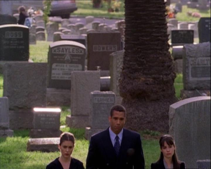 Charmed-Online-dot-net_122DejaVuAllOverAgain2219.jpg Charmed-Online-dot-net_122DejaVuAllOverAgain2219.jpg