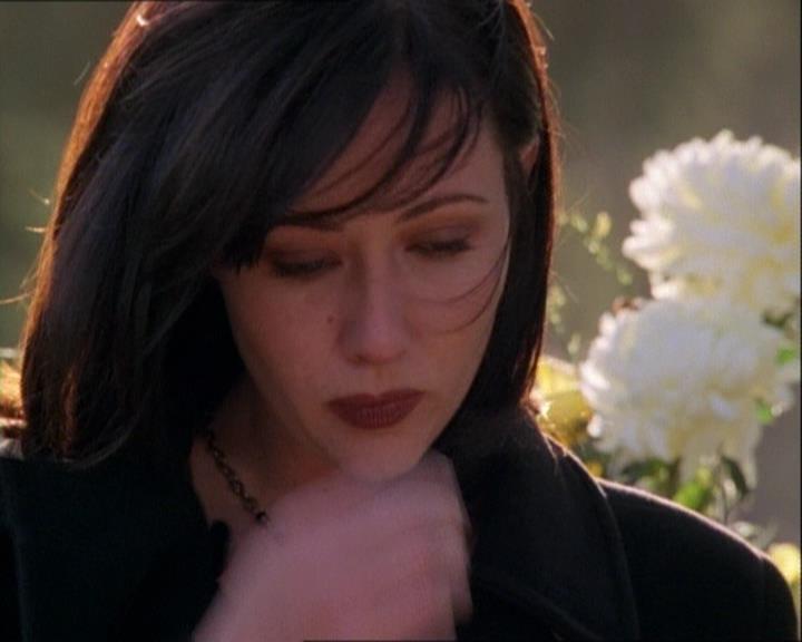 Charmed-Online-dot-net_122DejaVuAllOverAgain2246.jpg Charmed-Online-dot-net_122DejaVuAllOverAgain2246.jpg