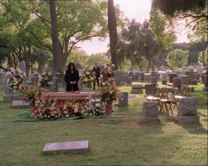 Charmed-Online-dot-net_122DejaVuAllOverAgain2254.jpg Charmed-Online-dot-net_122DejaVuAllOverAgain2254.jpg