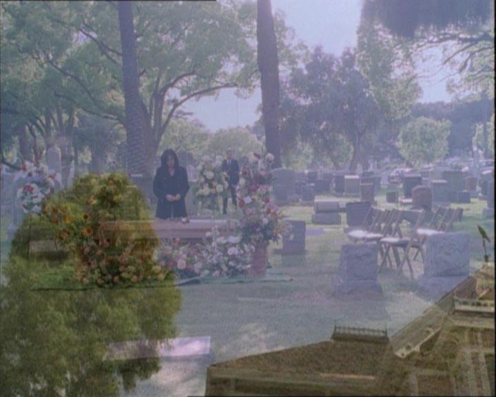 Charmed-Online-dot-net_122DejaVuAllOverAgain2258.jpg Charmed-Online-dot-net_122DejaVuAllOverAgain2258.jpg