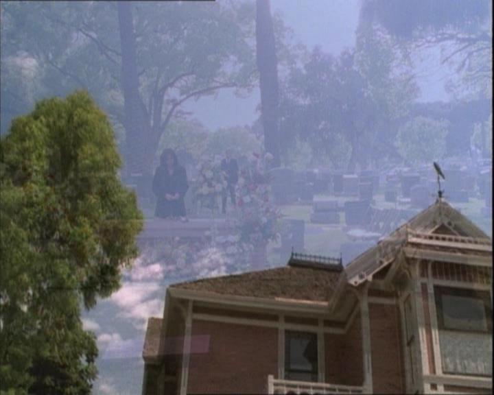 Charmed-Online-dot-net_122DejaVuAllOverAgain2259.jpg Charmed-Online-dot-net_122DejaVuAllOverAgain2259.jpg