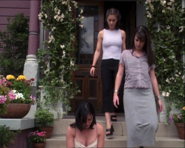 Charmed-Online-dot-net_122DejaVuAllOverAgain2319.jpg Charmed-Online-dot-net_122DejaVuAllOverAgain2319.jpg