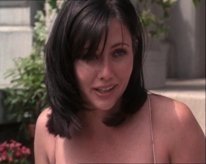 Charmed-Online-dot-net_122DejaVuAllOverAgain2340.jpg Charmed-Online-dot-net_122DejaVuAllOverAgain2340.jpg