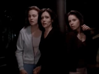 Charmed-Online-dot-net_Charmed-1x00UnairedPilot-1772.jpg
