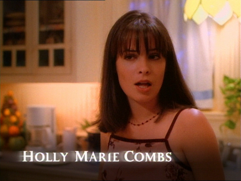 charmed-online_dot_net_OpeningCreditsS1-00019.png