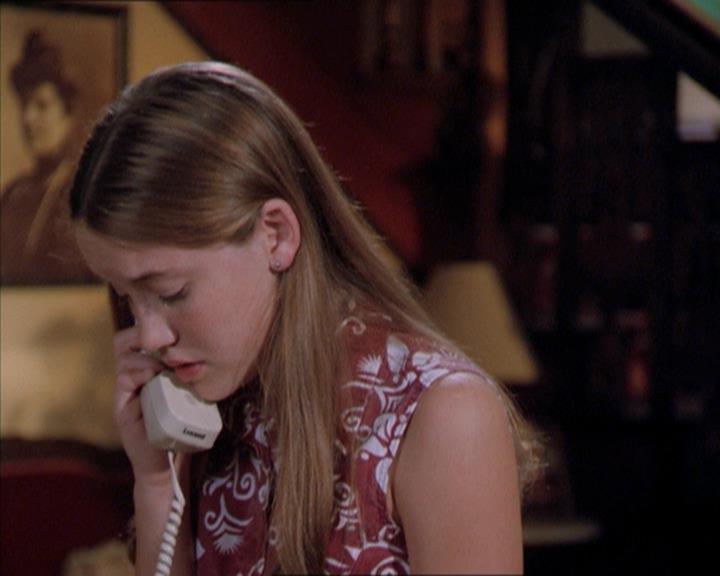 Charmed-Online_dot_net-2x01WitchTrial0396.jpg Charmed-Online_dot_net-2x01WitchTrial0396.jpg