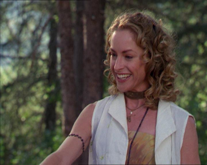 Charmed-Online_dot_net-2x01WitchTrial0520.jpg Charmed-Online_dot_net-2x01WitchTrial0520.jpg
