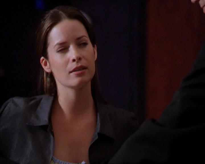 Charmed-Online_dot_net-2x01WitchTrial0716.jpg Charmed-Online_dot_net-2x01WitchTrial0716.jpg