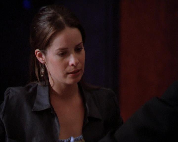 Charmed-Online_dot_net-2x01WitchTrial0736.jpg Charmed-Online_dot_net-2x01WitchTrial0736.jpg