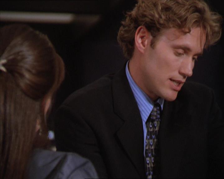 Charmed-Online_dot_net-2x01WitchTrial0756.jpg Charmed-Online_dot_net-2x01WitchTrial0756.jpg