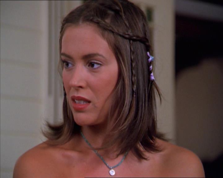 Charmed-Online_dot_net-2x01WitchTrial1178.jpg Charmed-Online_dot_net-2x01WitchTrial1178.jpg