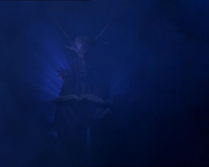 Charmed-Online_dot_net-2x01WitchTrial1183.jpg Charmed-Online_dot_net-2x01WitchTrial1183.jpg