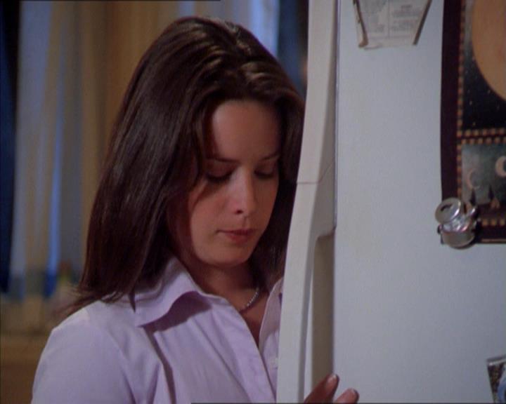 Charmed-Online_dot_net-2x01WitchTrial1563.jpg Charmed-Online_dot_net-2x01WitchTrial1563.jpg