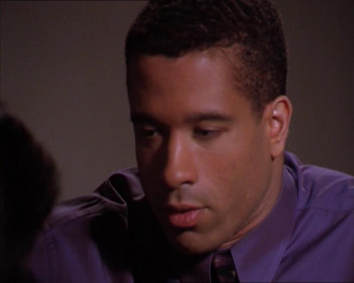 Charmed-Online_dot_net-2x01WitchTrial1770.jpg Charmed-Online_dot_net-2x01WitchTrial1770.jpg