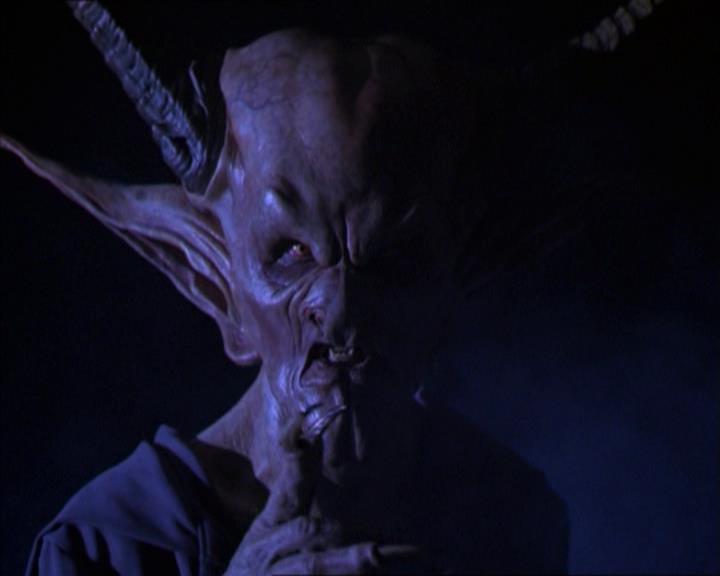 Charmed-Online_dot_net-2x01WitchTrial1876.jpg Charmed-Online_dot_net-2x01WitchTrial1876.jpg