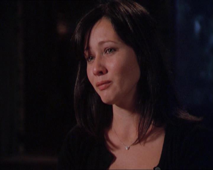 Charmed-Online_dot_net-2x01WitchTrial1946.jpg Charmed-Online_dot_net-2x01WitchTrial1946.jpg