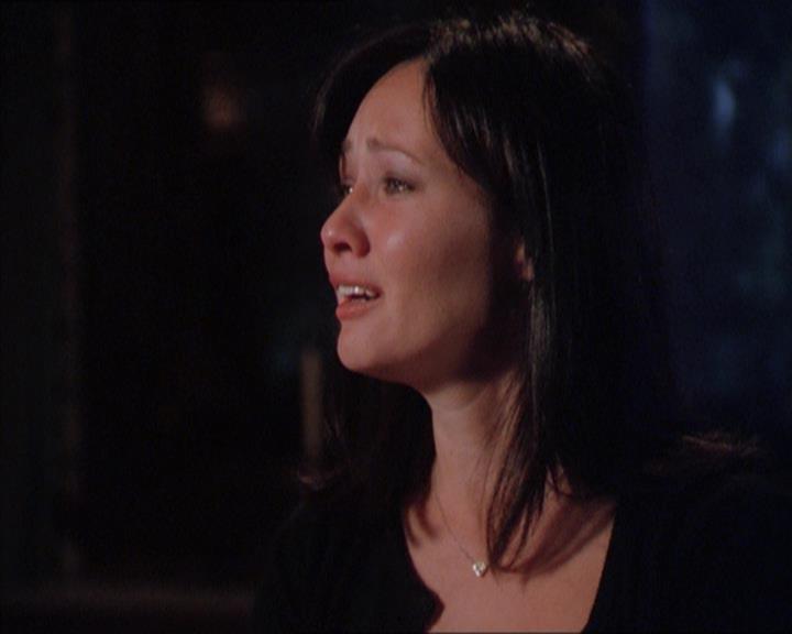 Charmed-Online_dot_net-2x01WitchTrial1948.jpg Charmed-Online_dot_net-2x01WitchTrial1948.jpg