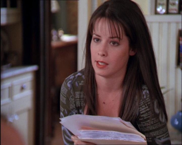 Charmed-Online_dot_net-2x03ThePaintedWorld0471.jpg