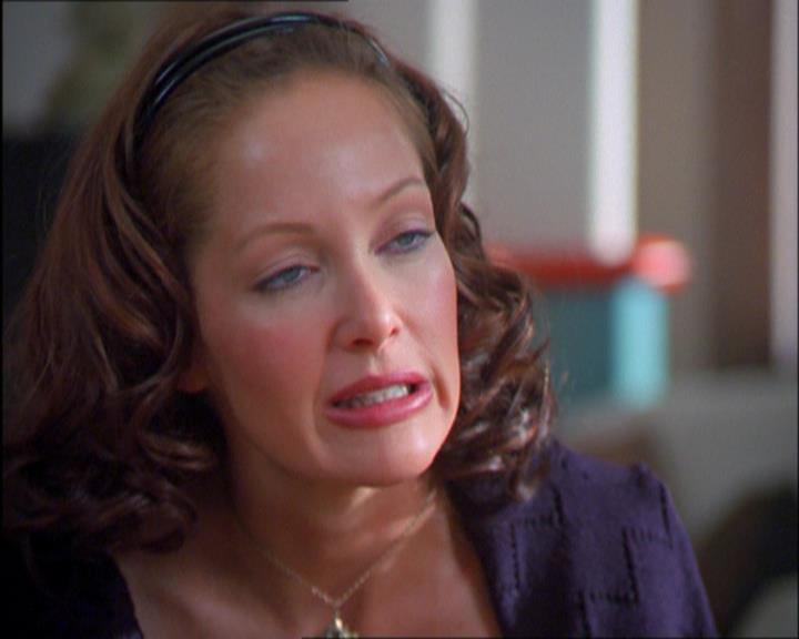 Charmed-Online_dot_net-2x03ThePaintedWorld0642.jpg Charmed-Online_dot_net-2x03ThePaintedWorld0642.jpg