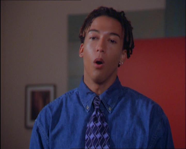 Charmed-Online_dot_net-2x03ThePaintedWorld0848.jpg Charmed-Online_dot_net-2x03ThePaintedWorld0848.jpg