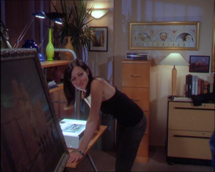 Charmed-Online_dot_net-2x03ThePaintedWorld0855.jpg Charmed-Online_dot_net-2x03ThePaintedWorld0855.jpg
