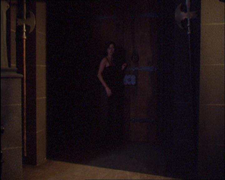 Charmed-Online_dot_net-2x03ThePaintedWorld0913.jpg