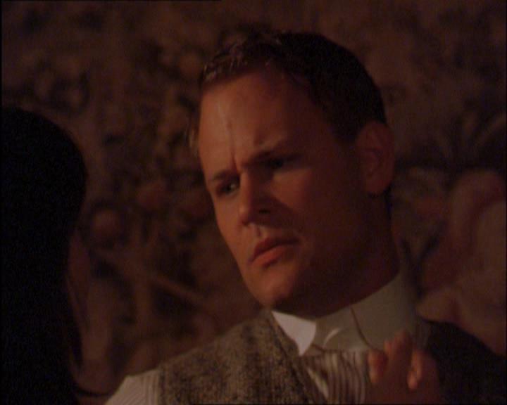 Charmed-Online_dot_net-2x03ThePaintedWorld1117.jpg Charmed-Online_dot_net-2x03ThePaintedWorld1117.jpg