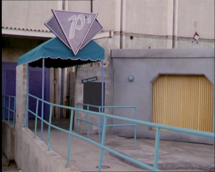 Charmed-Online_dot_net-2x03ThePaintedWorld1185.jpg Charmed-Online_dot_net-2x03ThePaintedWorld1185.jpg