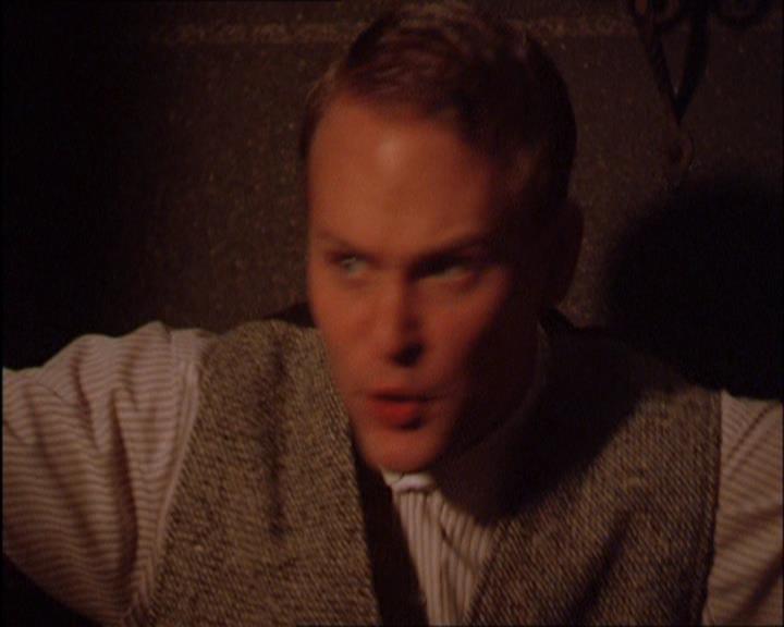 Charmed-Online_dot_net-2x03ThePaintedWorld1290.jpg Charmed-Online_dot_net-2x03ThePaintedWorld1290.jpg