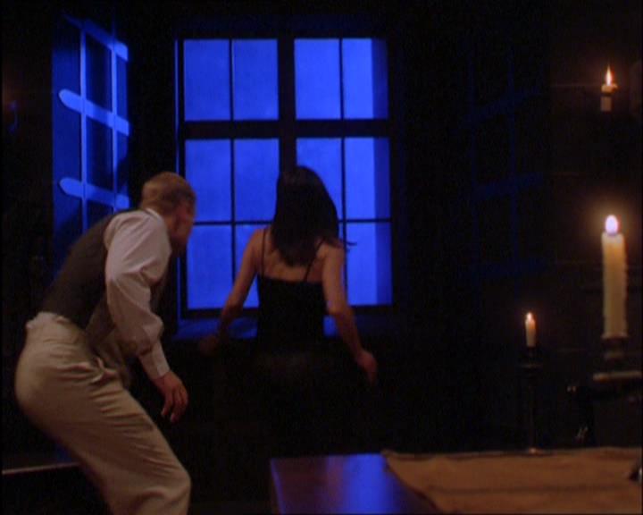 Charmed-Online_dot_net-2x03ThePaintedWorld1297.jpg Charmed-Online_dot_net-2x03ThePaintedWorld1297.jpg