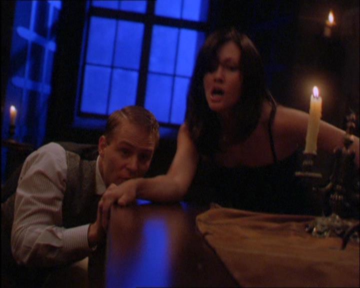 Charmed-Online_dot_net-2x03ThePaintedWorld1306.jpg Charmed-Online_dot_net-2x03ThePaintedWorld1306.jpg