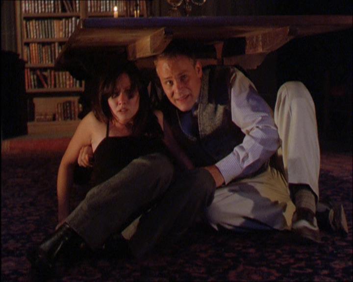 Charmed-Online_dot_net-2x03ThePaintedWorld1344.jpg Charmed-Online_dot_net-2x03ThePaintedWorld1344.jpg