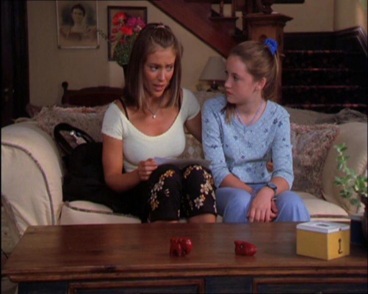 Charmed-Online_dot_net-2x03ThePaintedWorld1672.jpg Charmed-Online_dot_net-2x03ThePaintedWorld1672.jpg