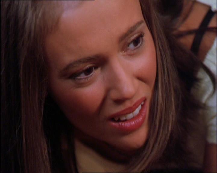 Charmed-Online_dot_net-2x03ThePaintedWorld1695.jpg Charmed-Online_dot_net-2x03ThePaintedWorld1695.jpg