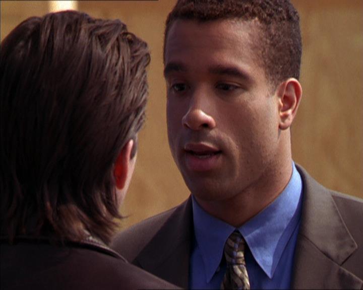 Charmed-Online_dot_net-2x05TheDevilsMusic0893.jpg Charmed-Online_dot_net-2x05TheDevilsMusic0893.jpg